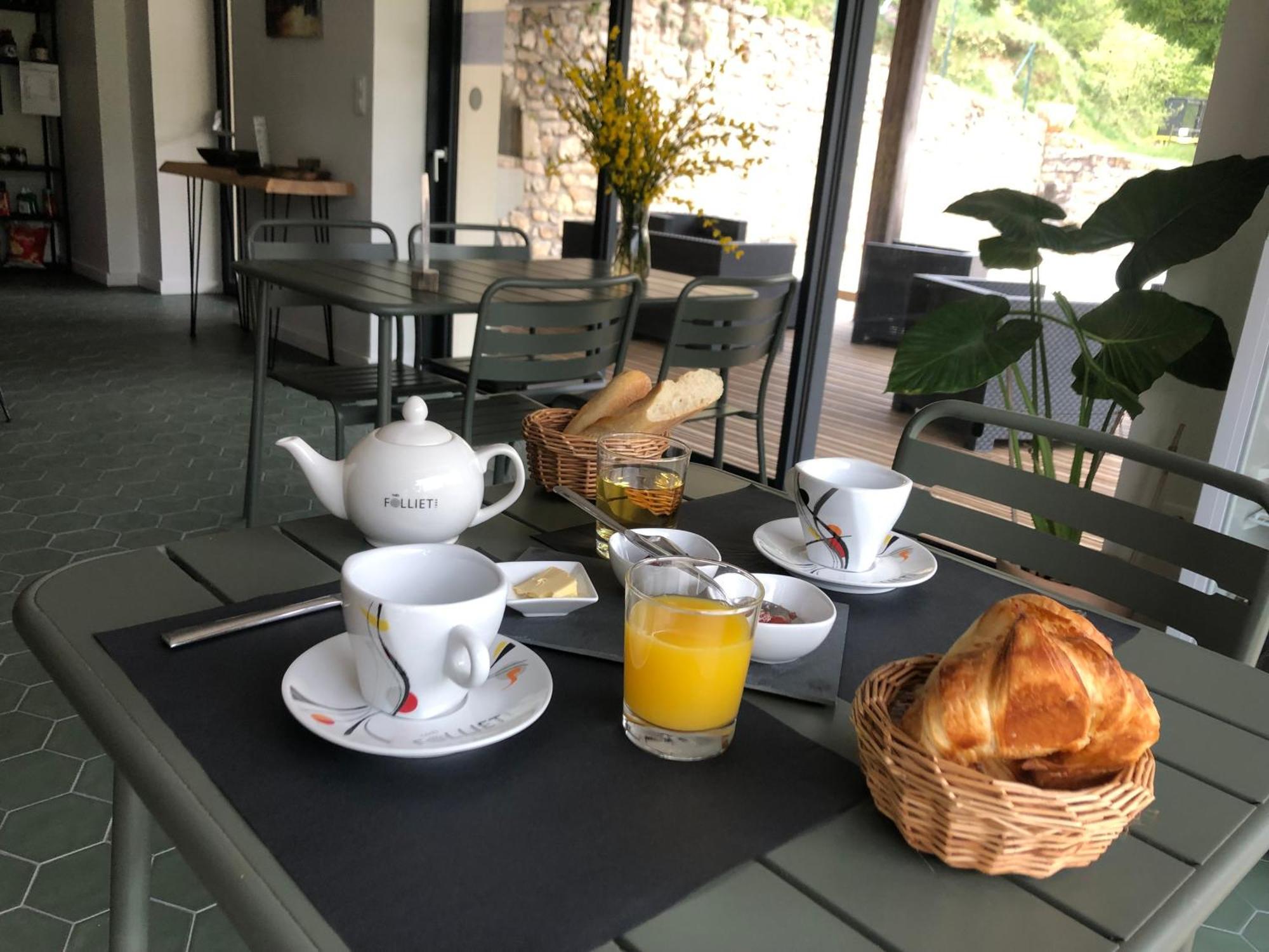 Camping Les Berges Du Doux Colombier-le-Vieux エクステリア 写真