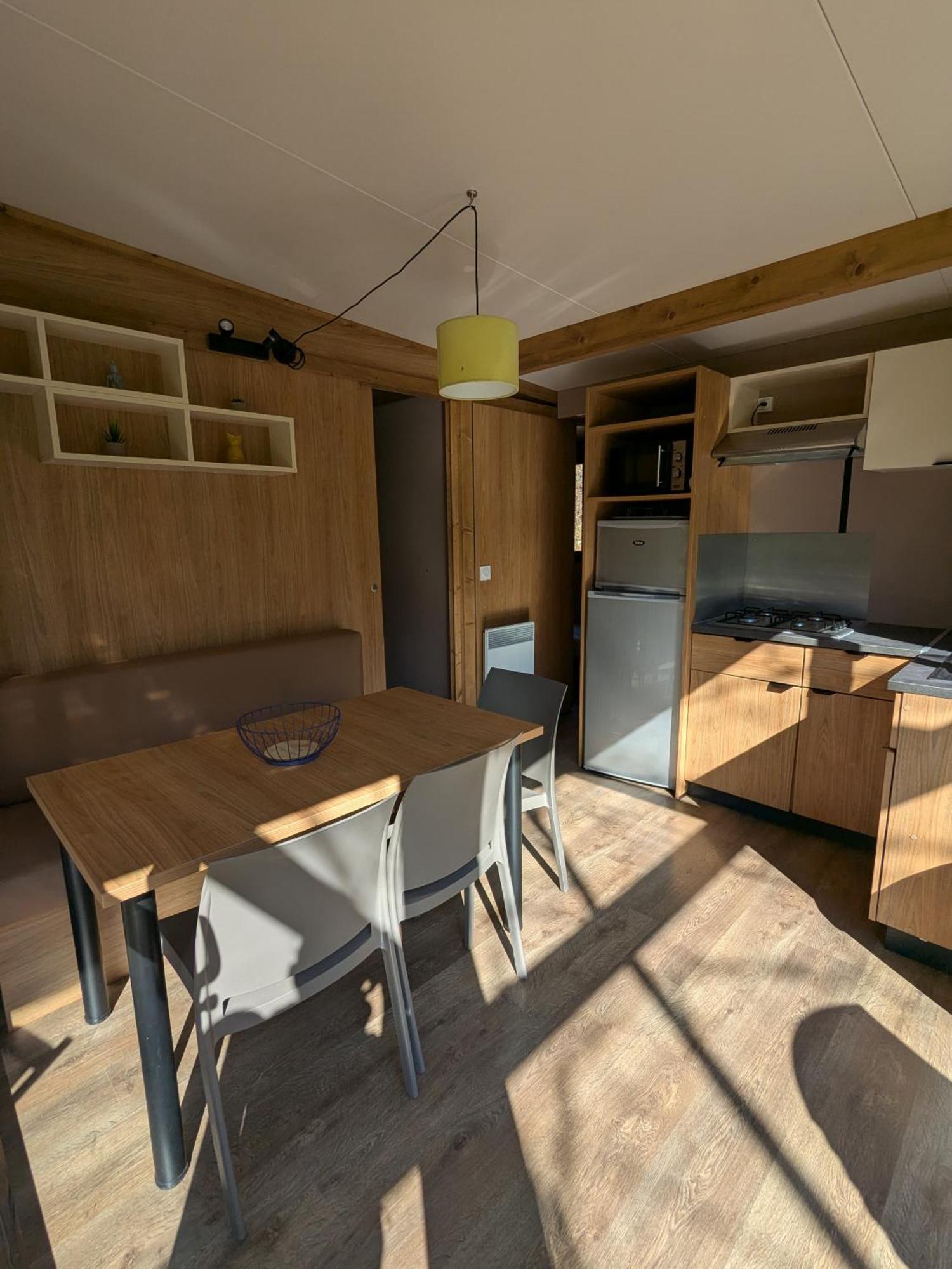 Camping Les Berges Du Doux Colombier-le-Vieux エクステリア 写真